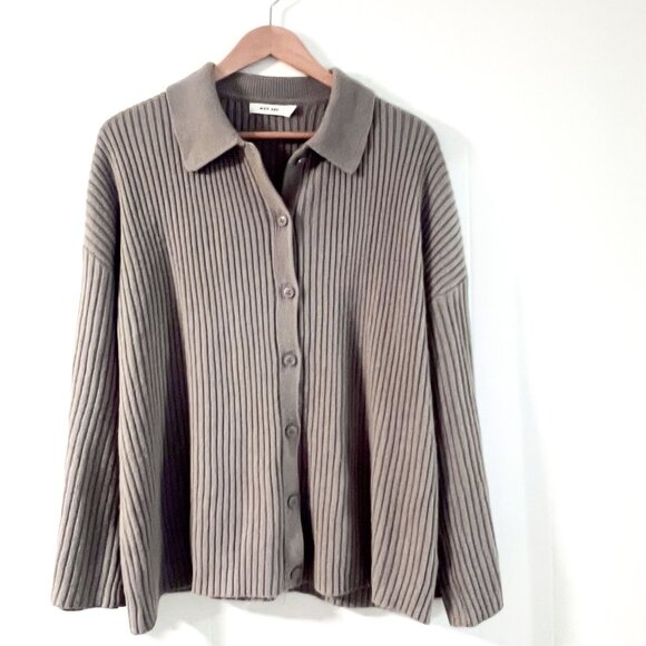 The Kate cardigan in oatmeal tan small - Picture 5 of 12